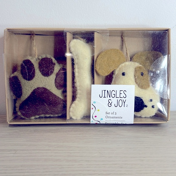 Jingle & Joy dog felt ornaments. - Picture 1 of 1